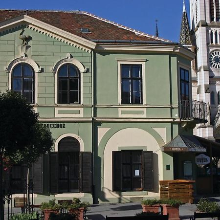 Arany Strucc Hotel Kőszeg Esterno foto