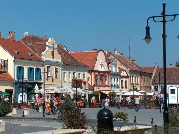 Arany Strucc Hotel Kőszeg Esterno foto